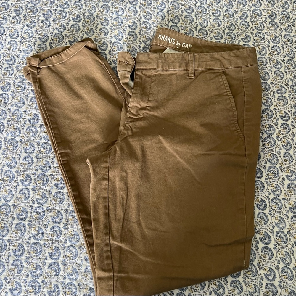 Gap size 8 women’s skinny khakis